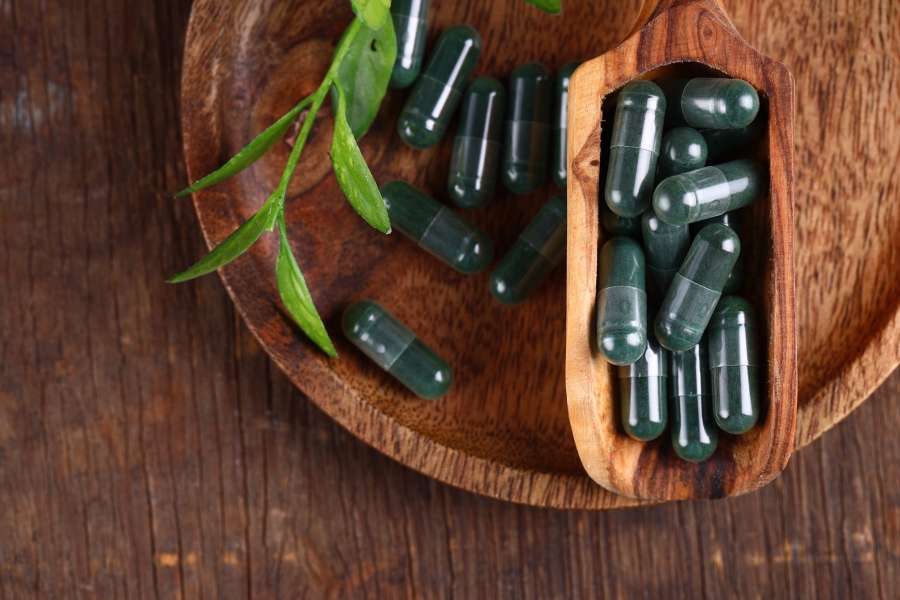 Spirulina capsule presentation